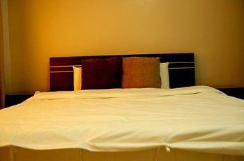 Tancor 3 Residential Suites Cebu Eksteriør bilde